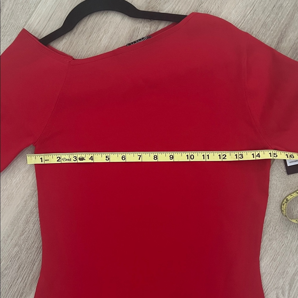 Badgley Mischka NWT red off shoulder, bodycon,cocktail $280 retail- - Picture 7 of 9
